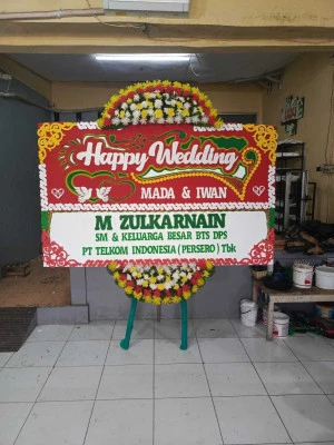 Papan Bunga di Domas Bulukerto